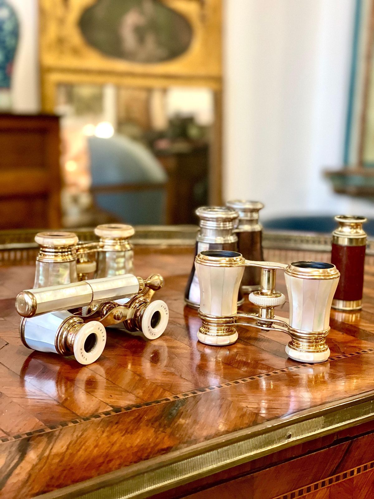 French Antique Petite Draw Telescope In Brass And Wood photo 541.0