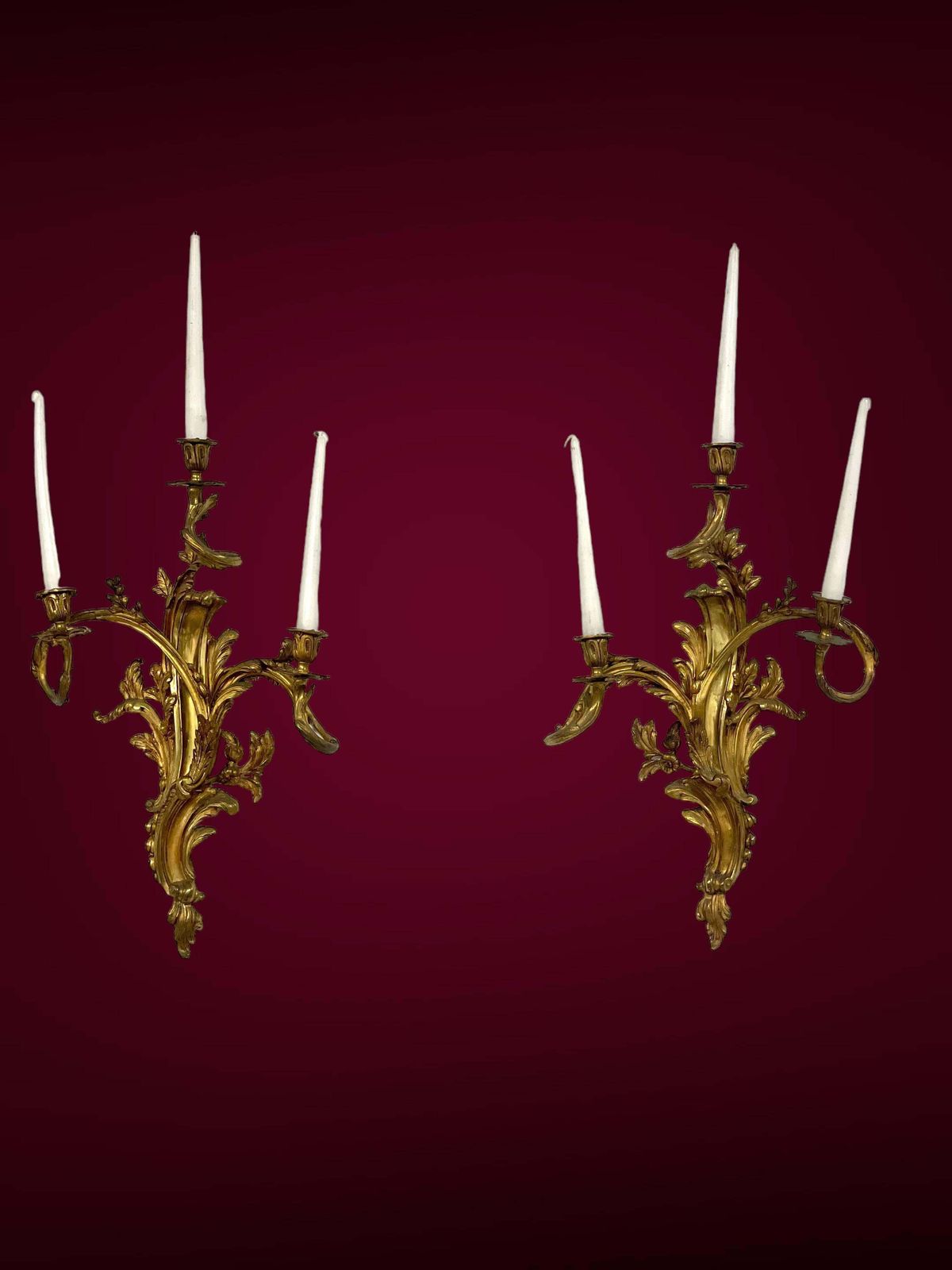 photo vintage 19th Century Pair Of Large Louis XV Gilt Bronze Sconces