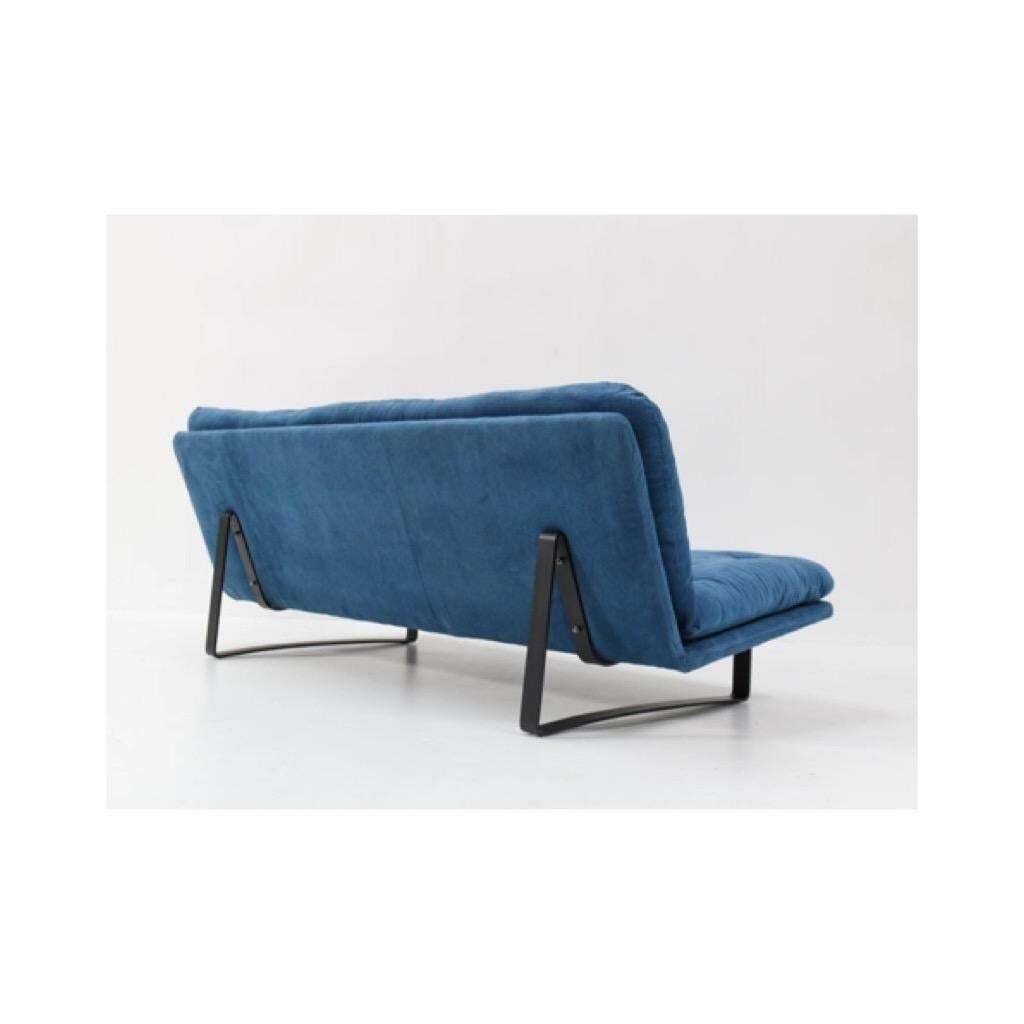 Mid Century Modern C683 Sofa By Kho Liang Le For Artifort, 1960s photo vintage