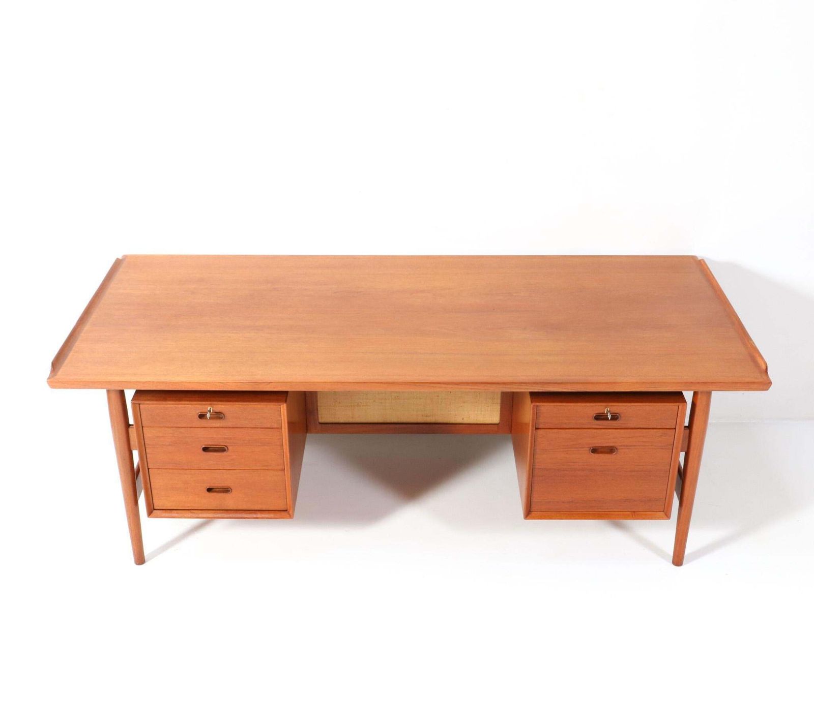 Mid Century Modern Executive Desk 207 By Arne Vodder For Sibast, 1960s photo for sale
