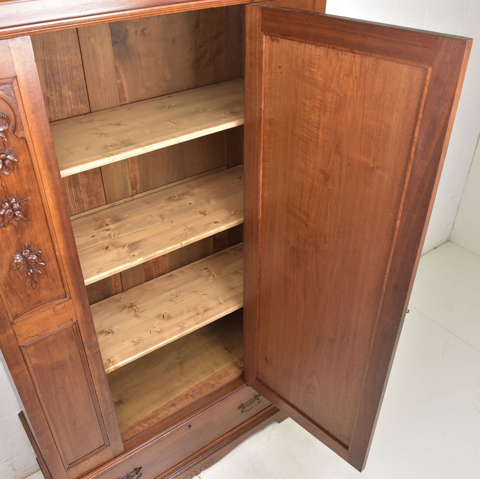 Antique! Single Door Wardrobe Restored Art Nouveau Walnut Hall Cupboard photo 1536.0