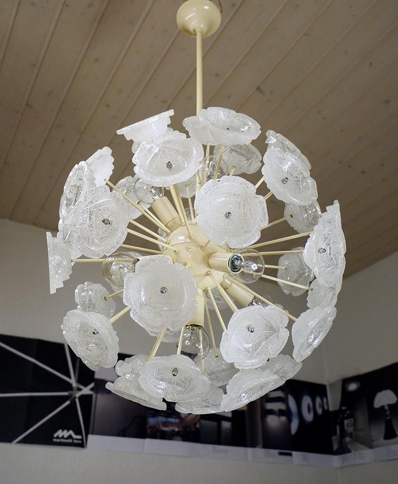 1960s German Sputnik Chandelier White Murano Glass Roses On An Enameled Frame photo 2513.0