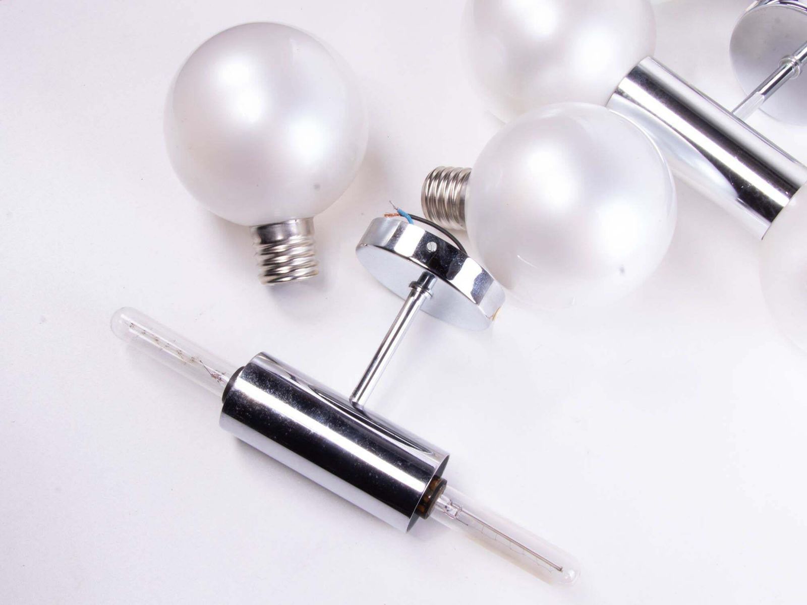1 (Of 2) Pair Of Motoko Ishii Pearl Sputnik Wall Sconces Glass & Chrome By Staff photo buy