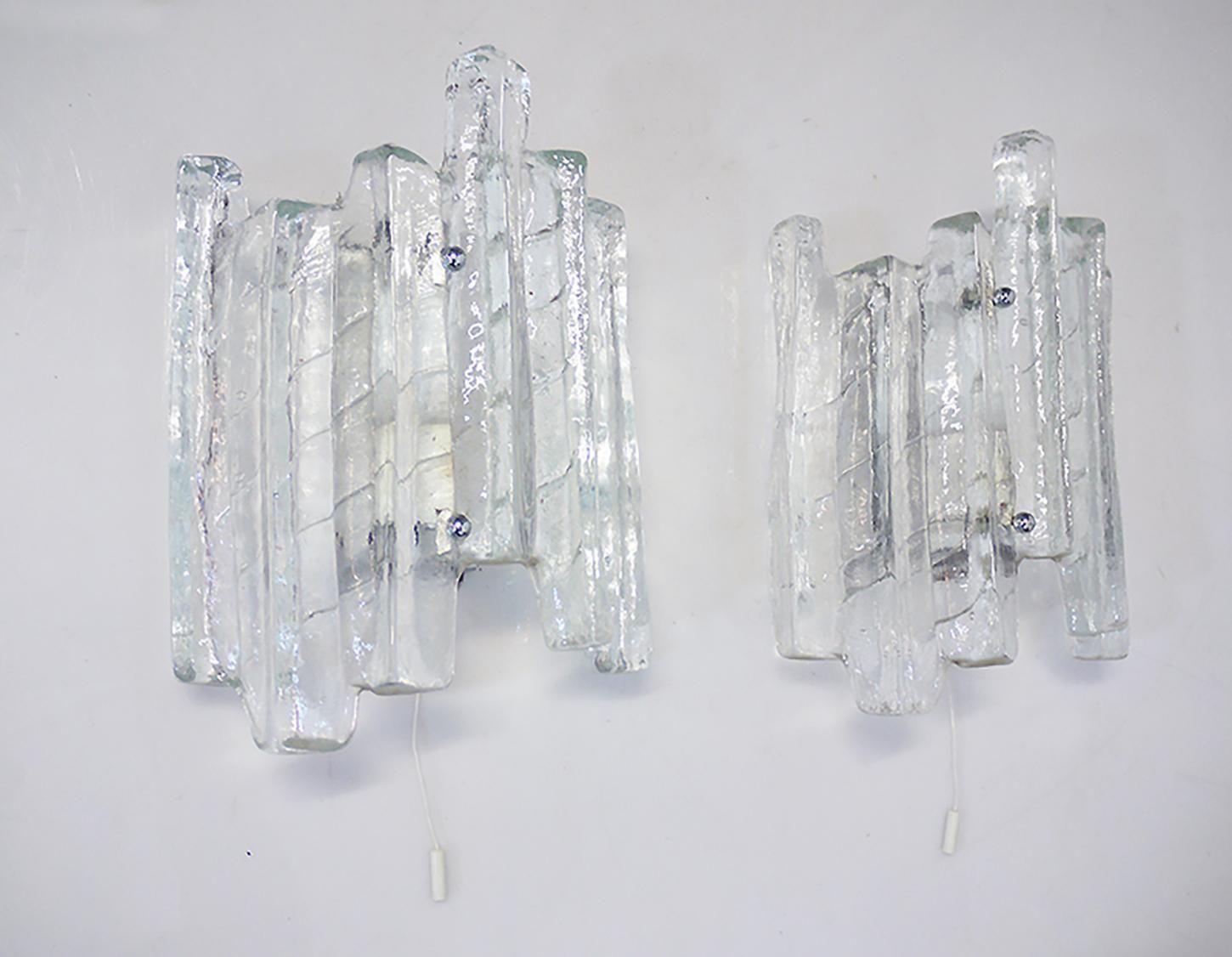 photo vinterior 1 'Of 2' Pair Of Kalmar Wall Sconces Frosted Glass And Chrome, Austria 1960s