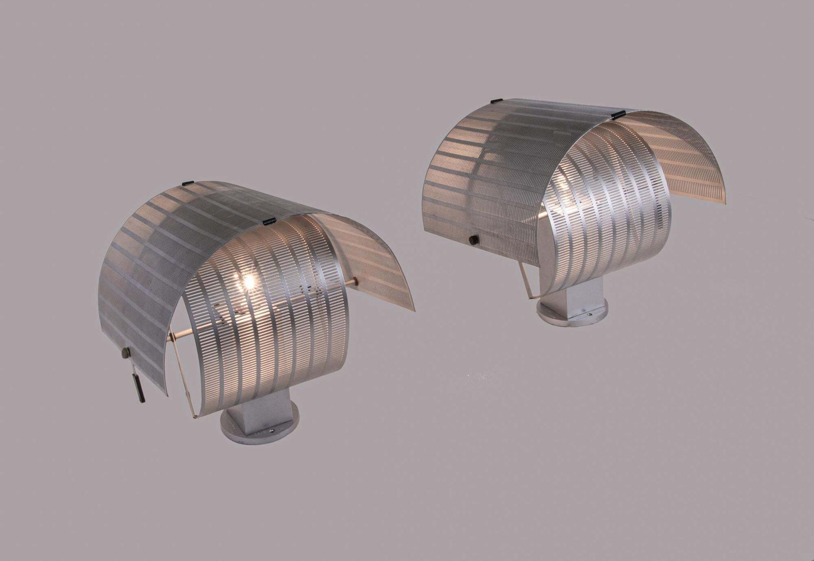 1 (Of 4) Pair Of Silver Artemide Shogun Wall Lights By Mario Botta, 1980s photo Lighting