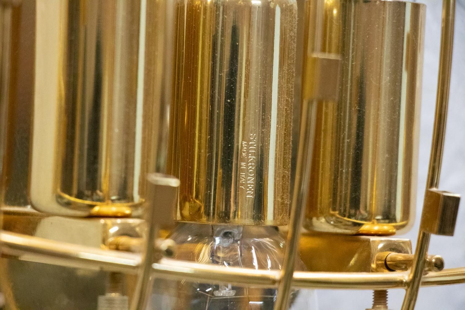 photo furniture Pair Of Crystal & Gold Plated Wall Lights By Oscar Torlasco For Stilkronen 1970s