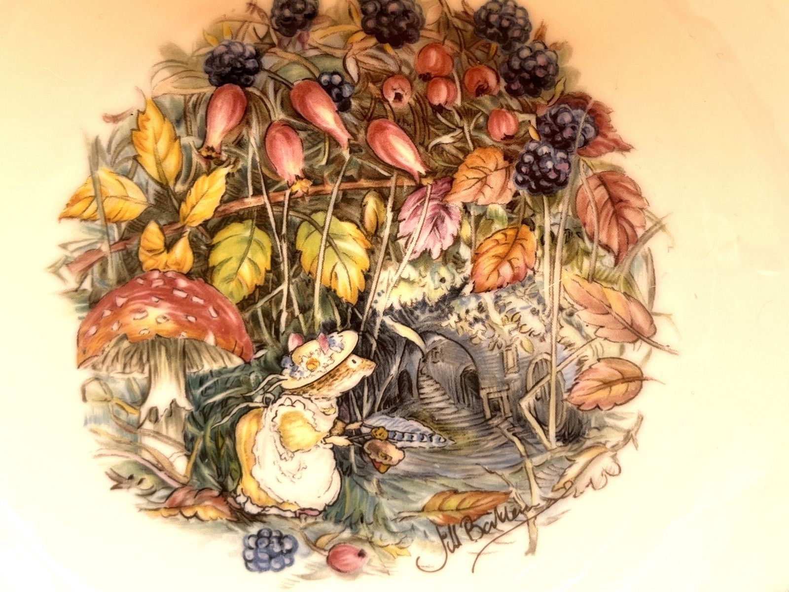 Royal Doulton Jill Barklem Brambly Hedge Autumn Bowl & Pitcher. C1991. photo 95.0