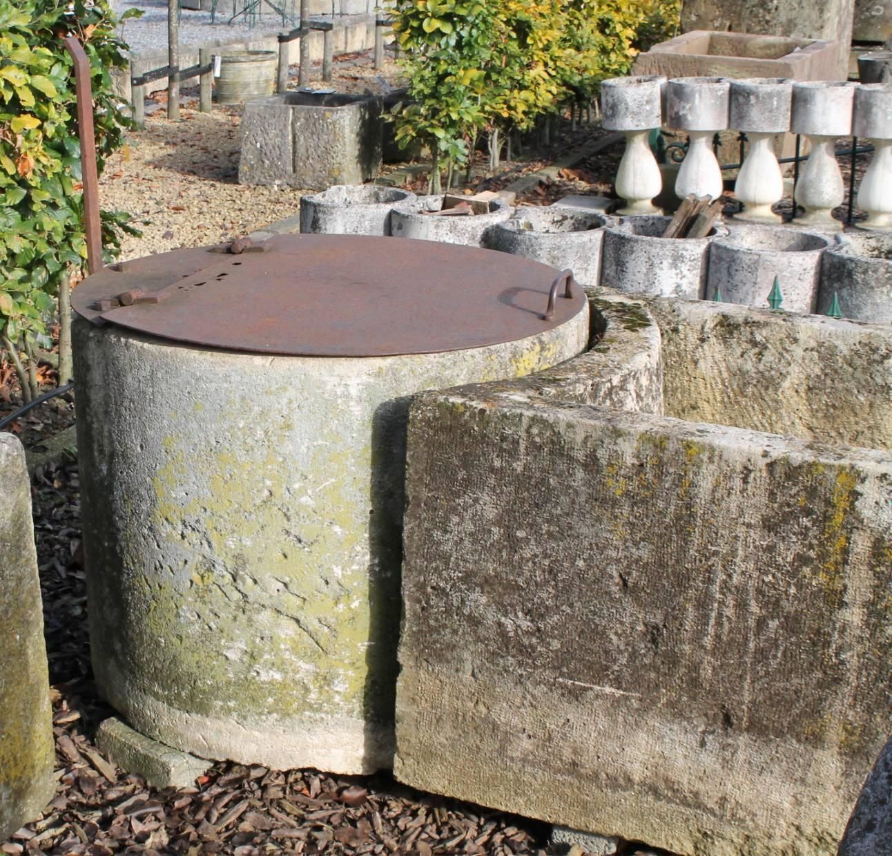 photo furniture Antique Trough And Well From The Early 18th Century