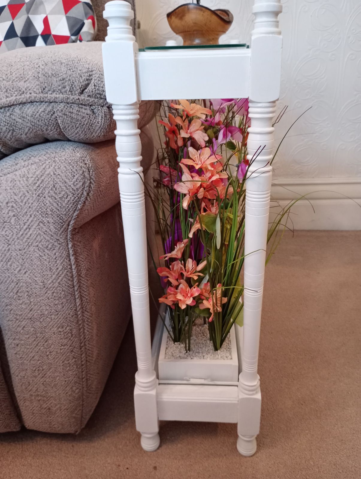 photo vinterior Upcycled Glazed Table Faux Flower Display In Satin White Paint Finish.