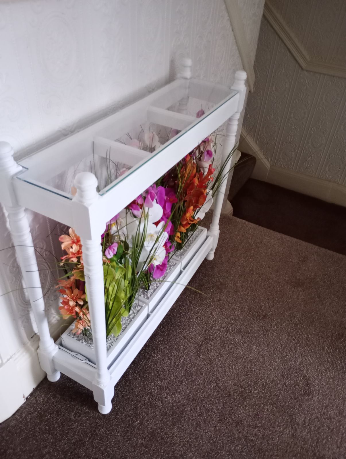 photo vintage Upcycled Glazed Table Faux Flower Display In Satin White Paint Finish.