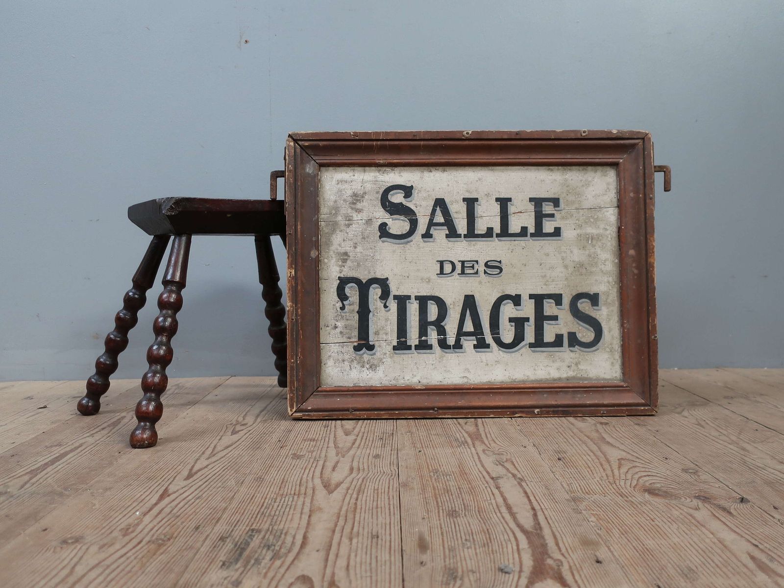 French 'Drawing Room' Sign C1890