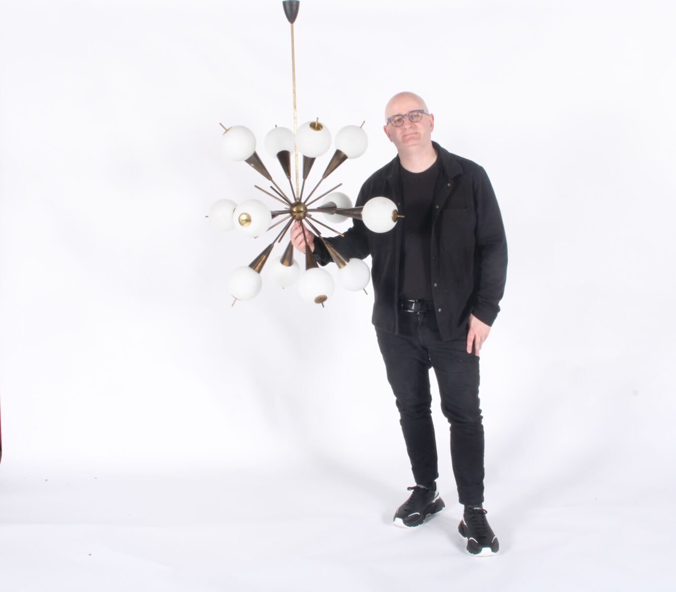 photo vinterior Superb Mid Century Italian Stilnovo Sputnik Chandelier