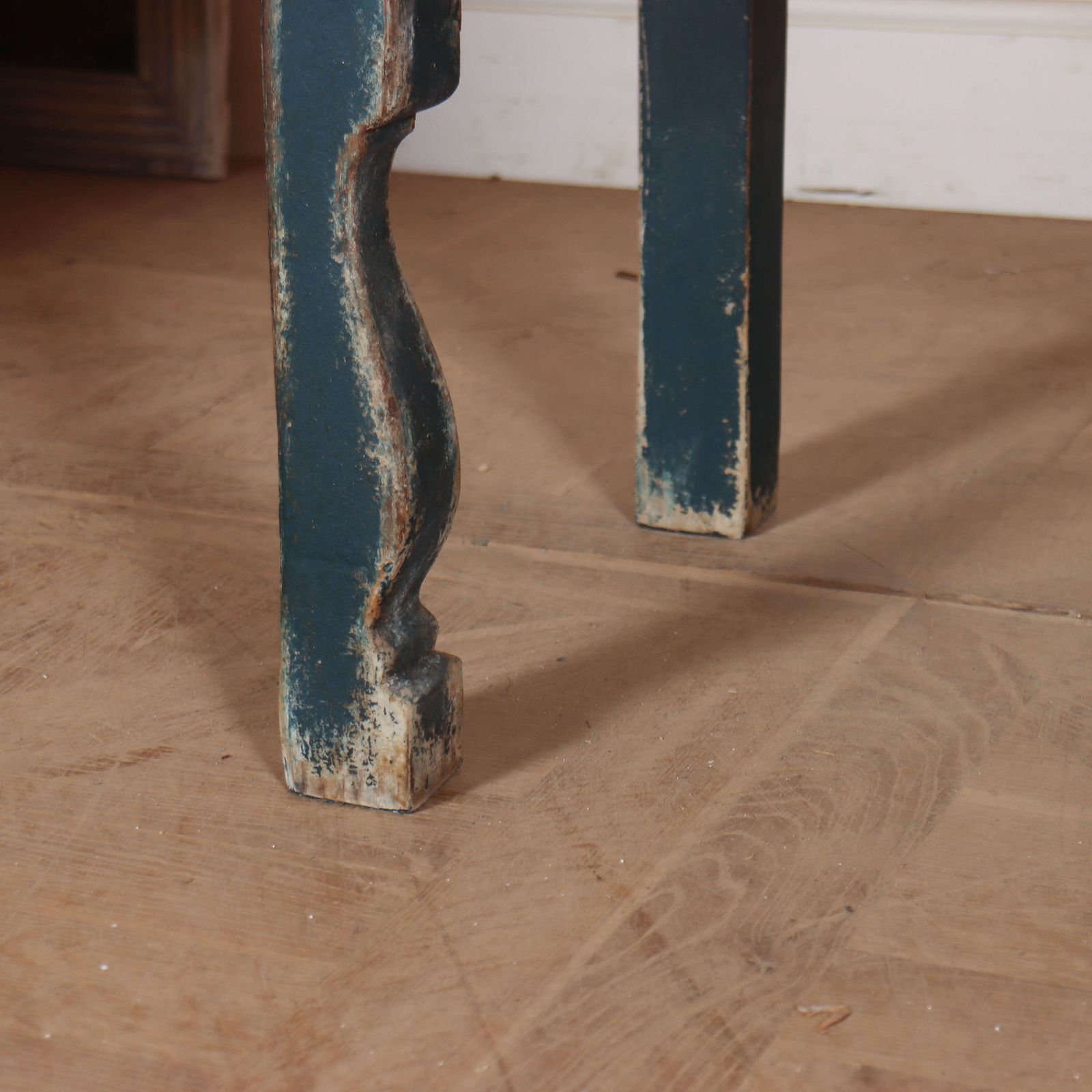 photo furniture 18th Century Painted Dresser Base
