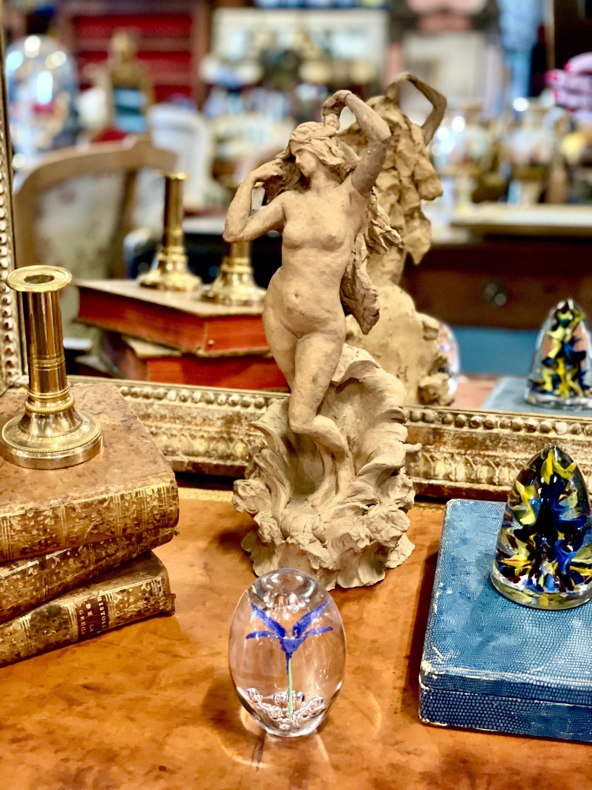 763.0 Petite Terracotta Statue Of A Nude Young Woman photo