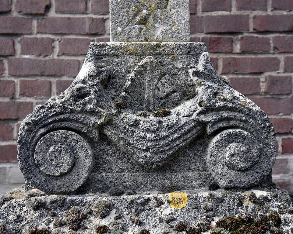 Antique Tombstone From France, 19th Century photo vinterior