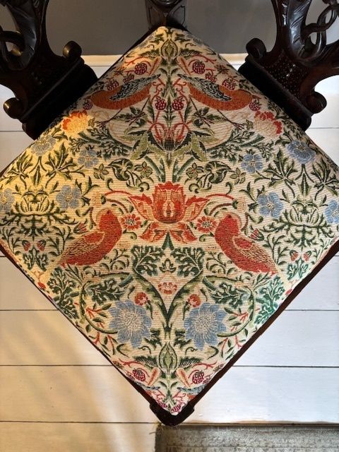 Beautifully Restored Italian Neo Renaissance Corner Chair photo 450.0