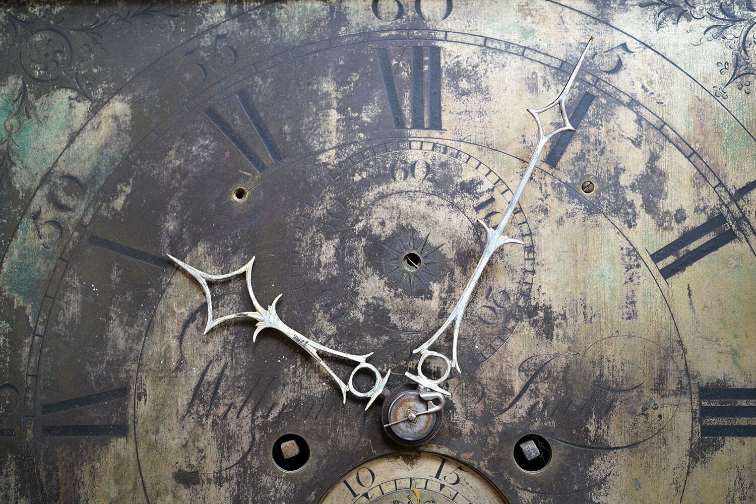 photo furniture A Late 18thc Painted Eight Day Longcase Clock By William Jones Of Abingdon C.1790