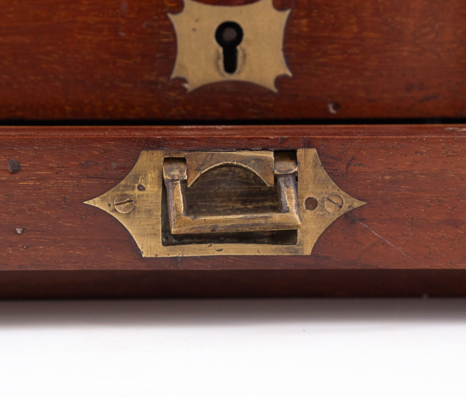 photo buy Scarce Victorian Campaign Military Artist Watercolour Box By Reeves & Son With War Department Broad Arrow For India