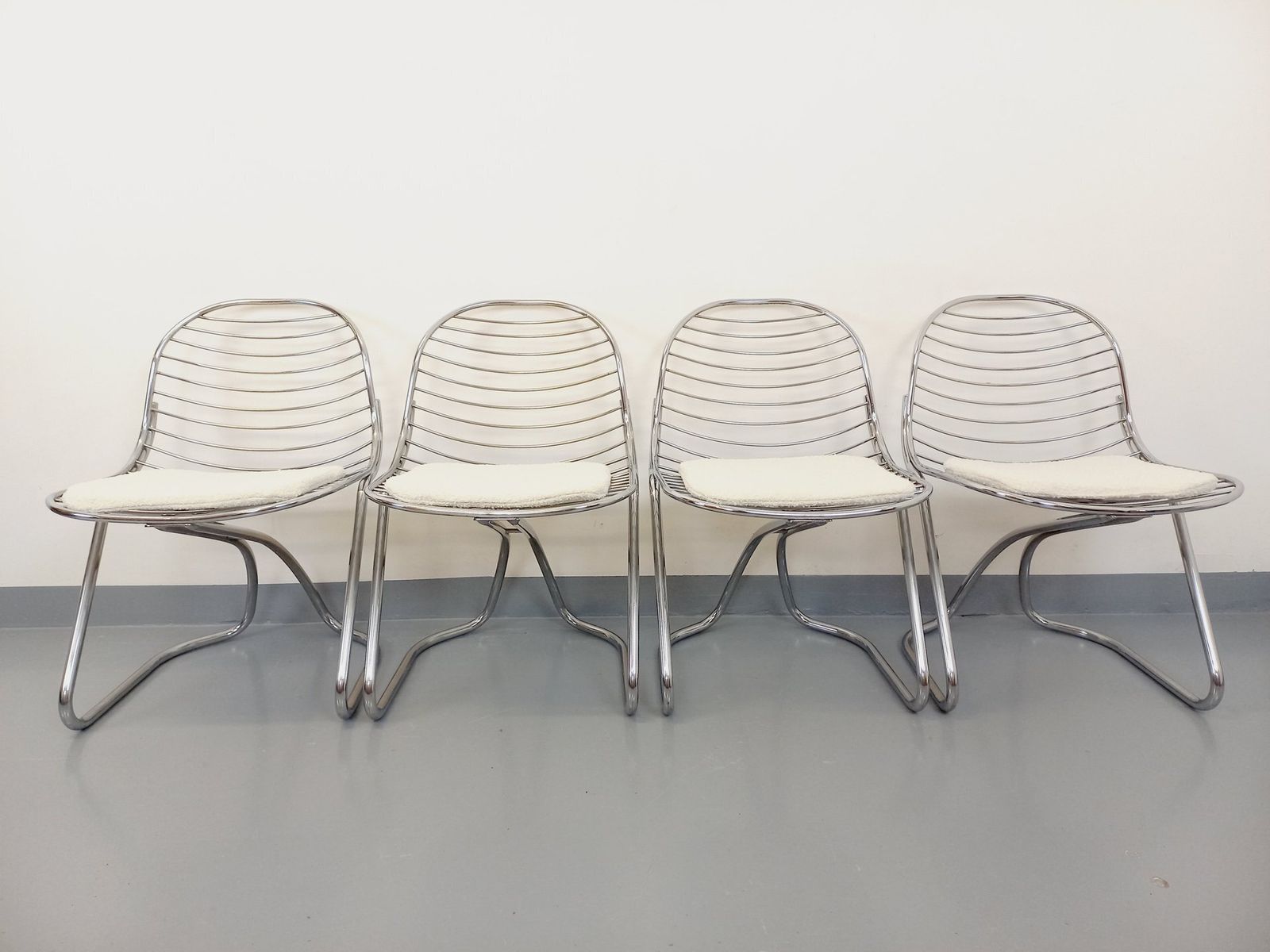 4 Italian Gastone Rinaldi Chairs In Chromed Metal photo furniture
