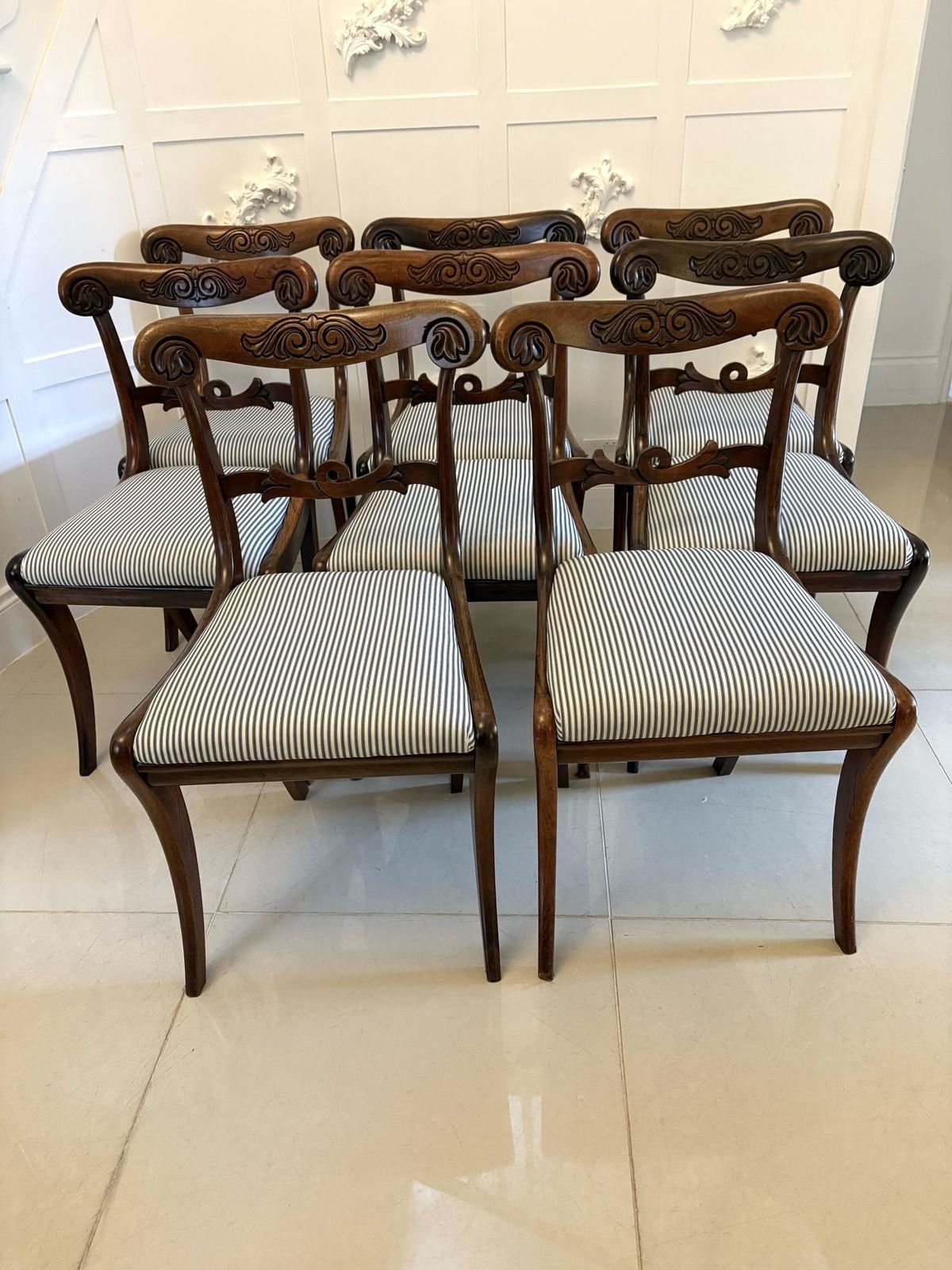 Outstanding Quality Set Of 8 Antique Carved Rosewood Dining Chairs