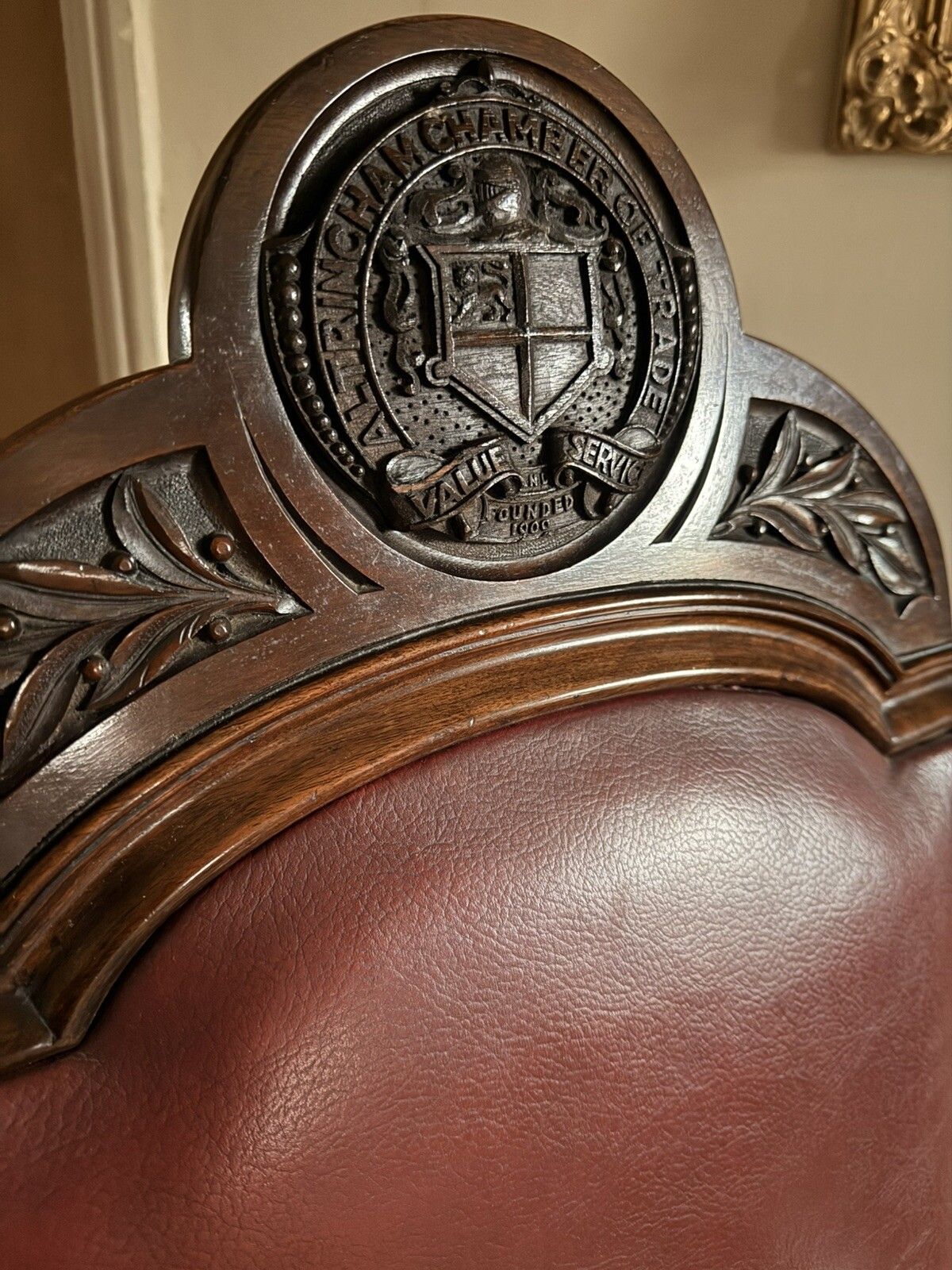 photo vinterior High Quality Antique Walnut Red Burgandy Leather Armchair Chair Circa 1900