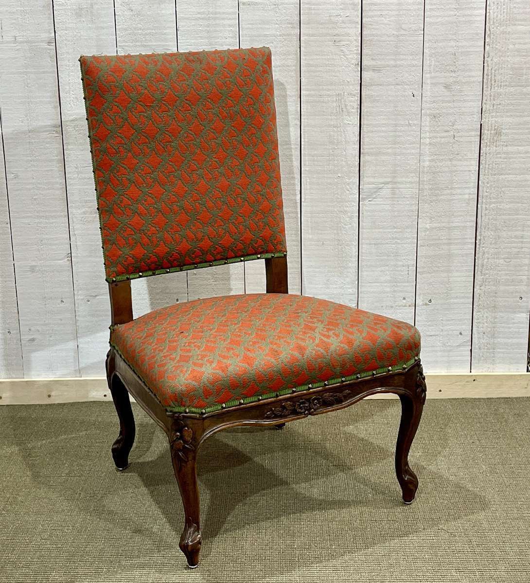 Walnut Nurse's Chair, Early 20th Century photo Furniture