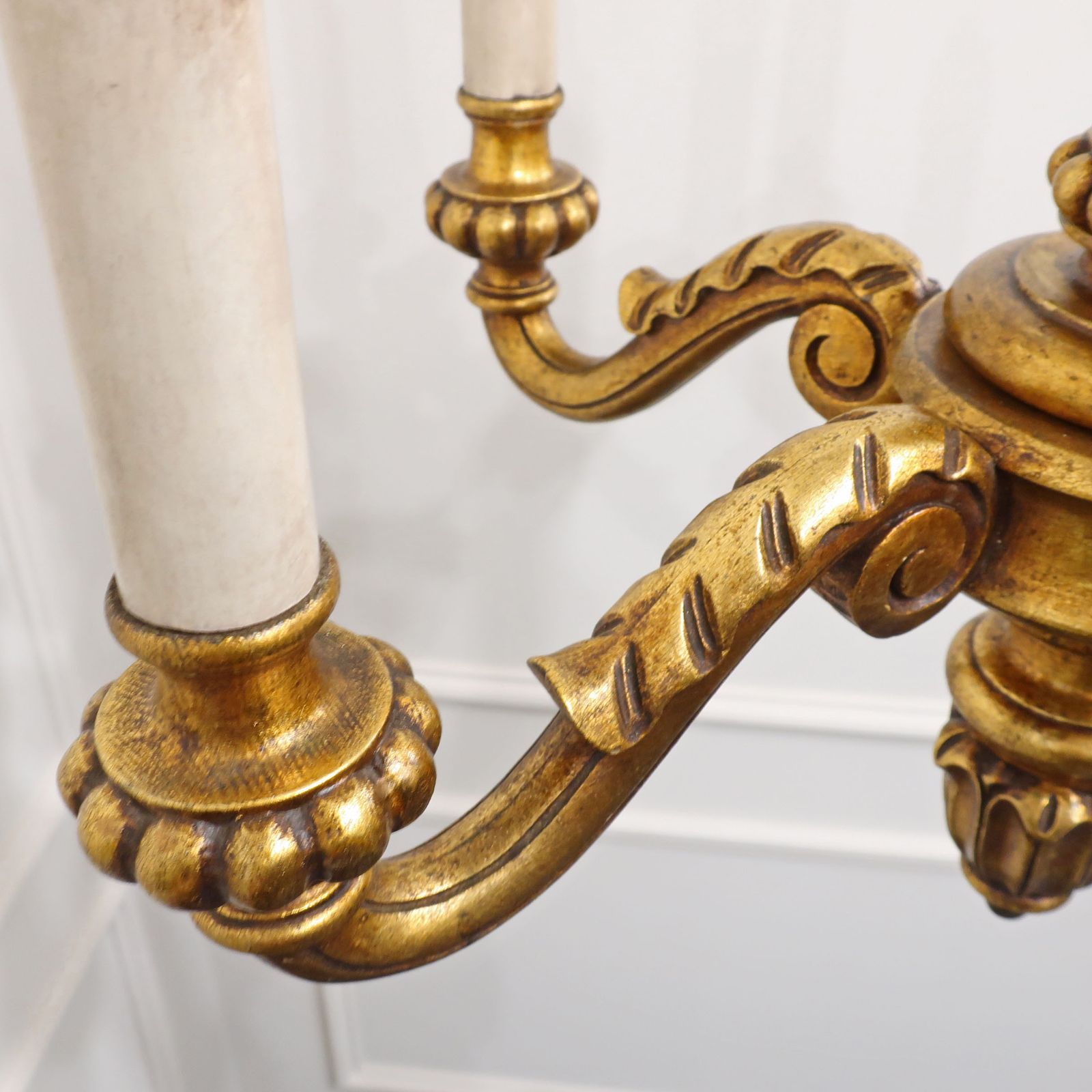 Early 20th Century Italian Florentine Giltwood Chandelier photo vinterior