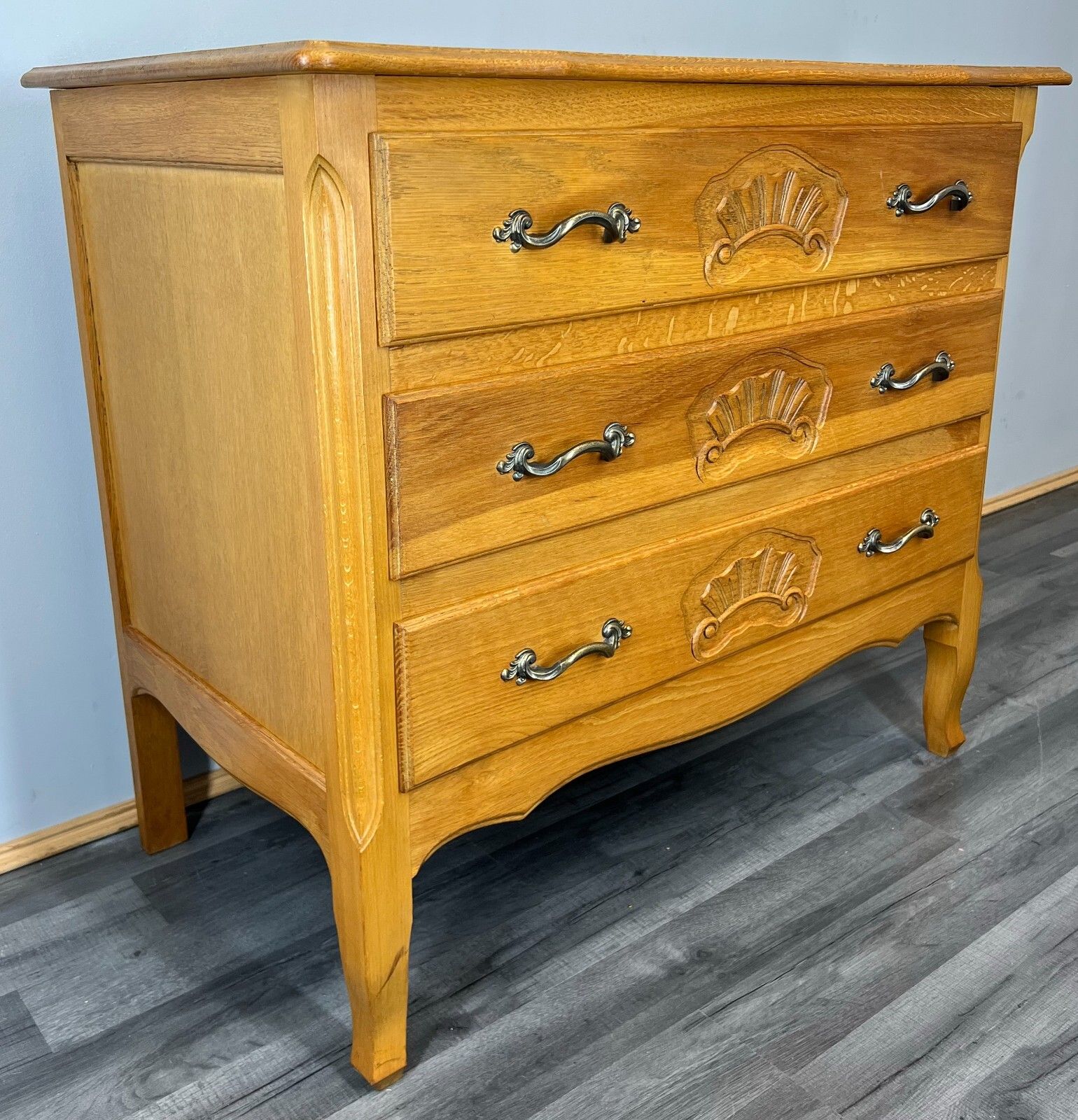 Vintage French Oak Chest Of Drawers – 3 Drawer  Commode Cabinet  – Lot 3727 photo buy