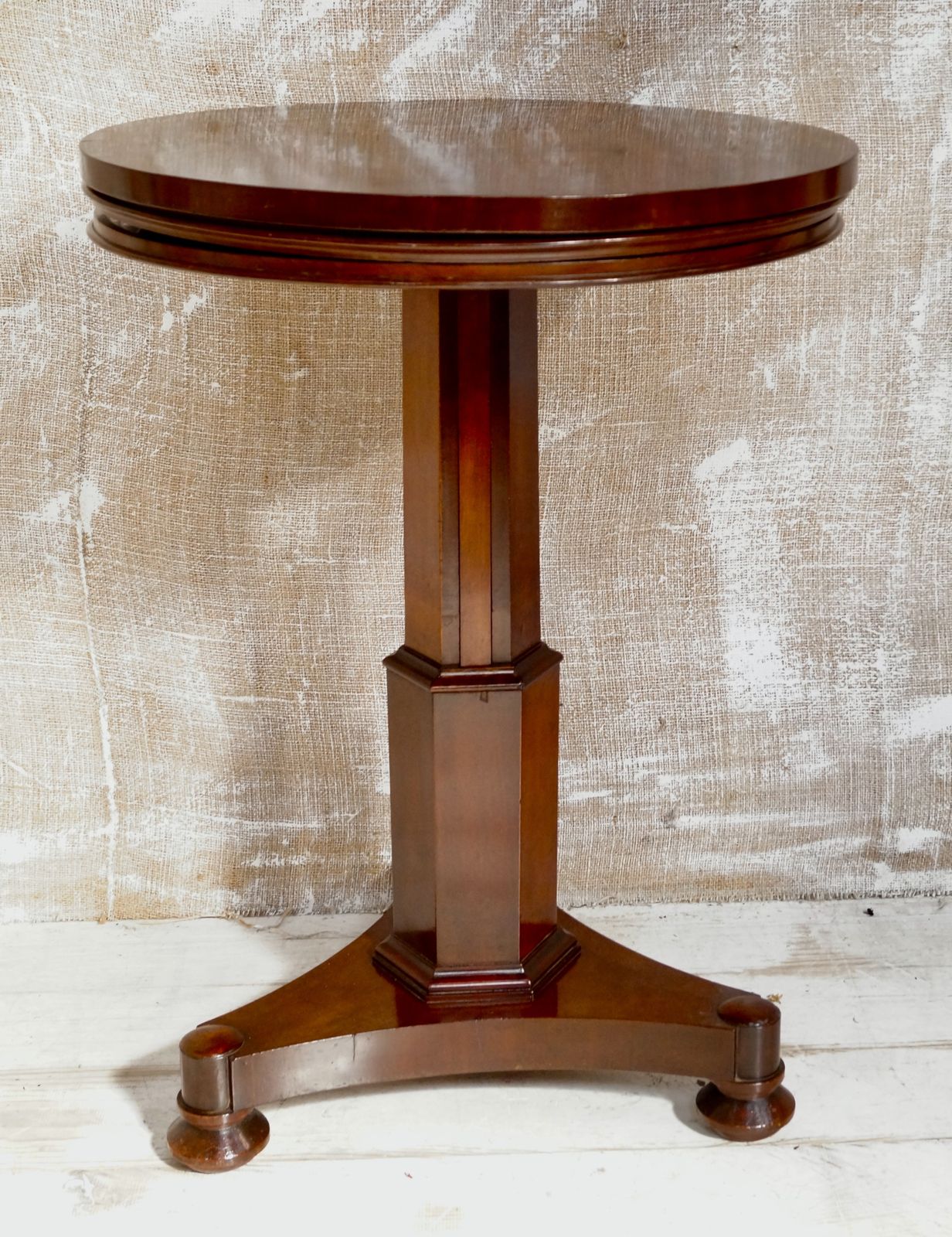 Georgian Mahogany Metamorphic 3 Tier Dumb Waiter photo Furniture