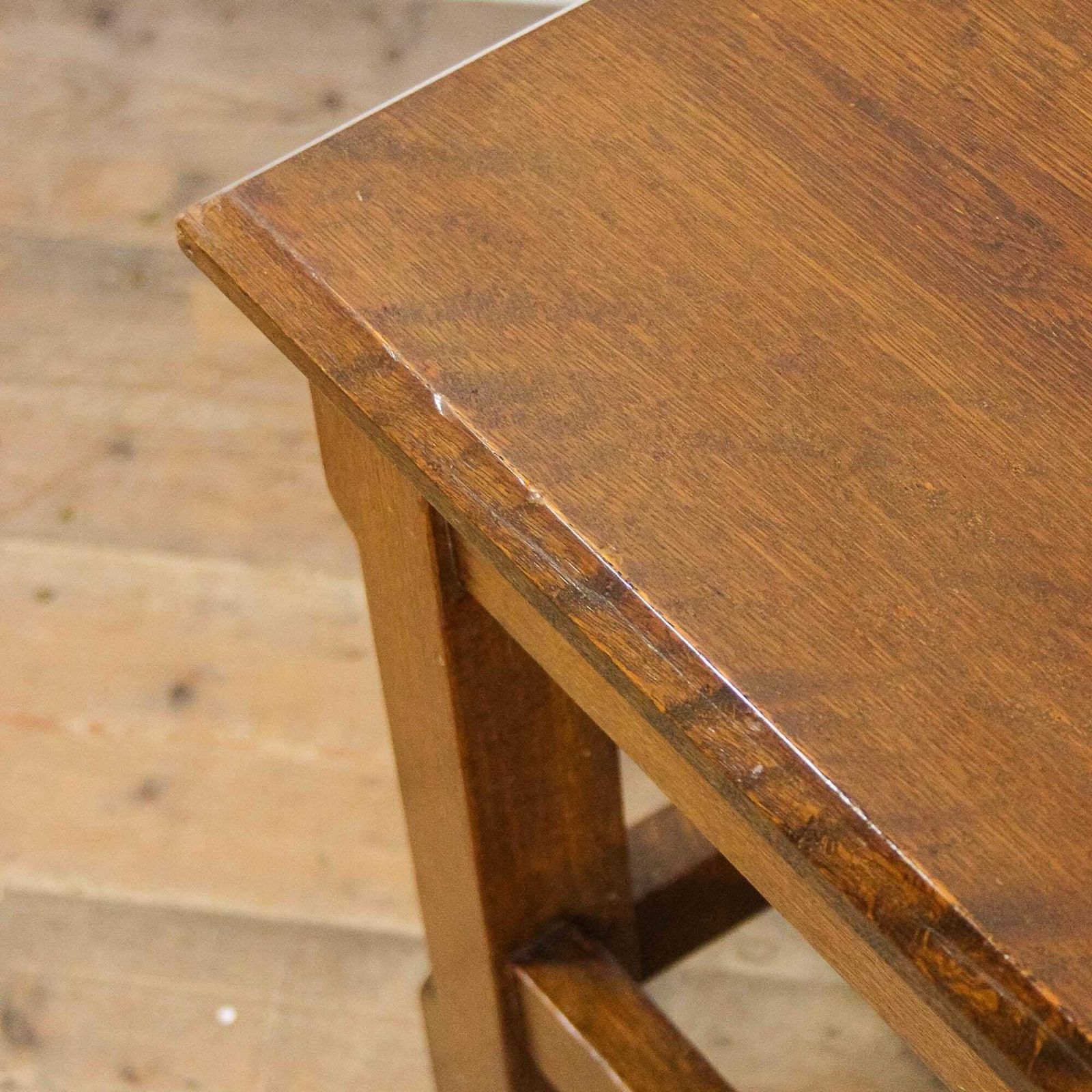 photo furniture Pair Of Vintage Oak Hall Chairs | Carved Oak | Hallway | Vintage Furniture | Vintage Chair | Pair Of Chairs (M 5920)