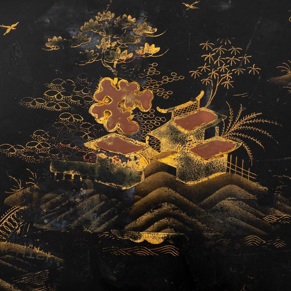 French Serving Tray With Chinoiserie Painting On Black Metal, Early 19th Century photo vintage