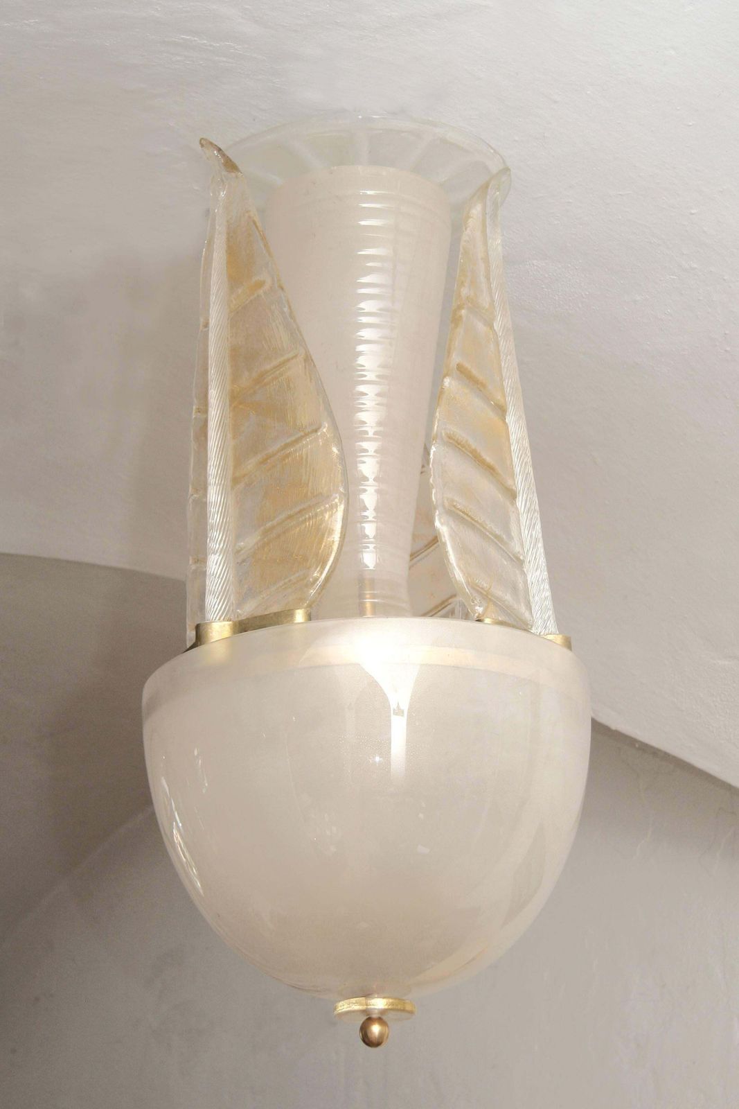 Italian Mid Century Golden Murano Glass Chandelier With Embracing Leaves 1970s photo furniture