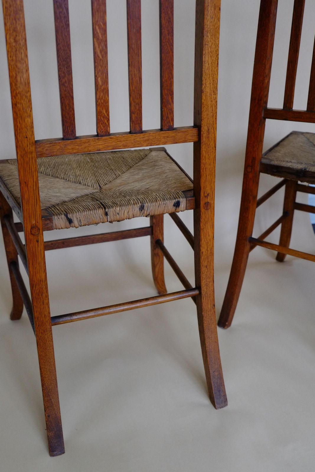 photo vinterior Pair Of Glagow School Arts & Crafts Oak Bedroom Side Chairs By E A Taylor