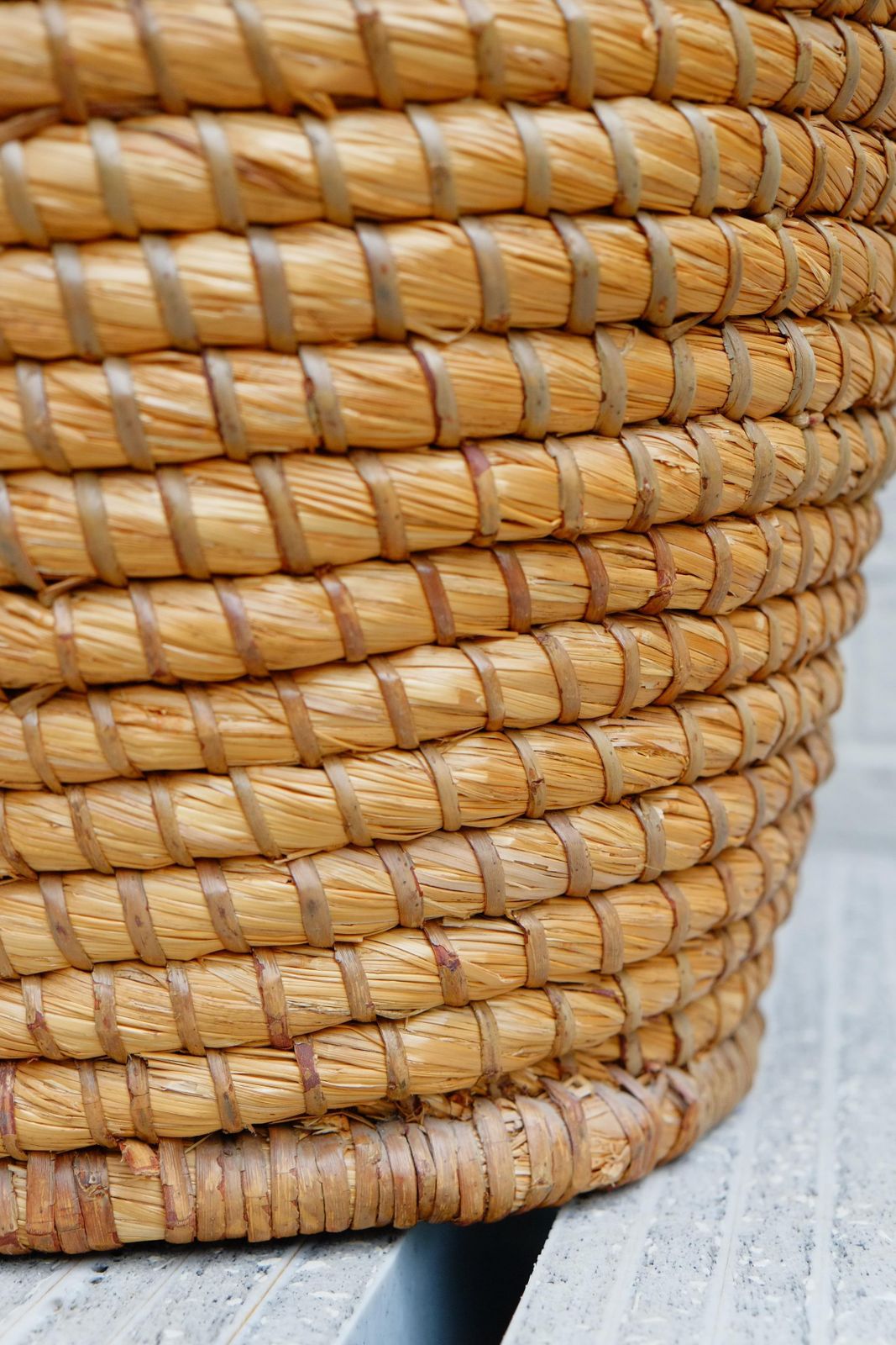 photo vinterior Bohemian Rattan Bedroom Chair   Reeded Hand Woven Straw Basket Chair