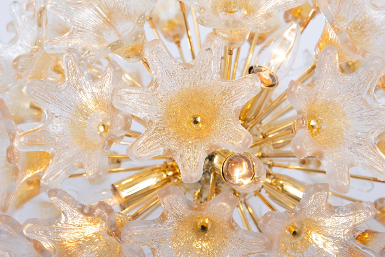 Spectacular Murano Glass Sunburst Flower Chandelier By Venini Veart, Italy 1970s photo Lighting