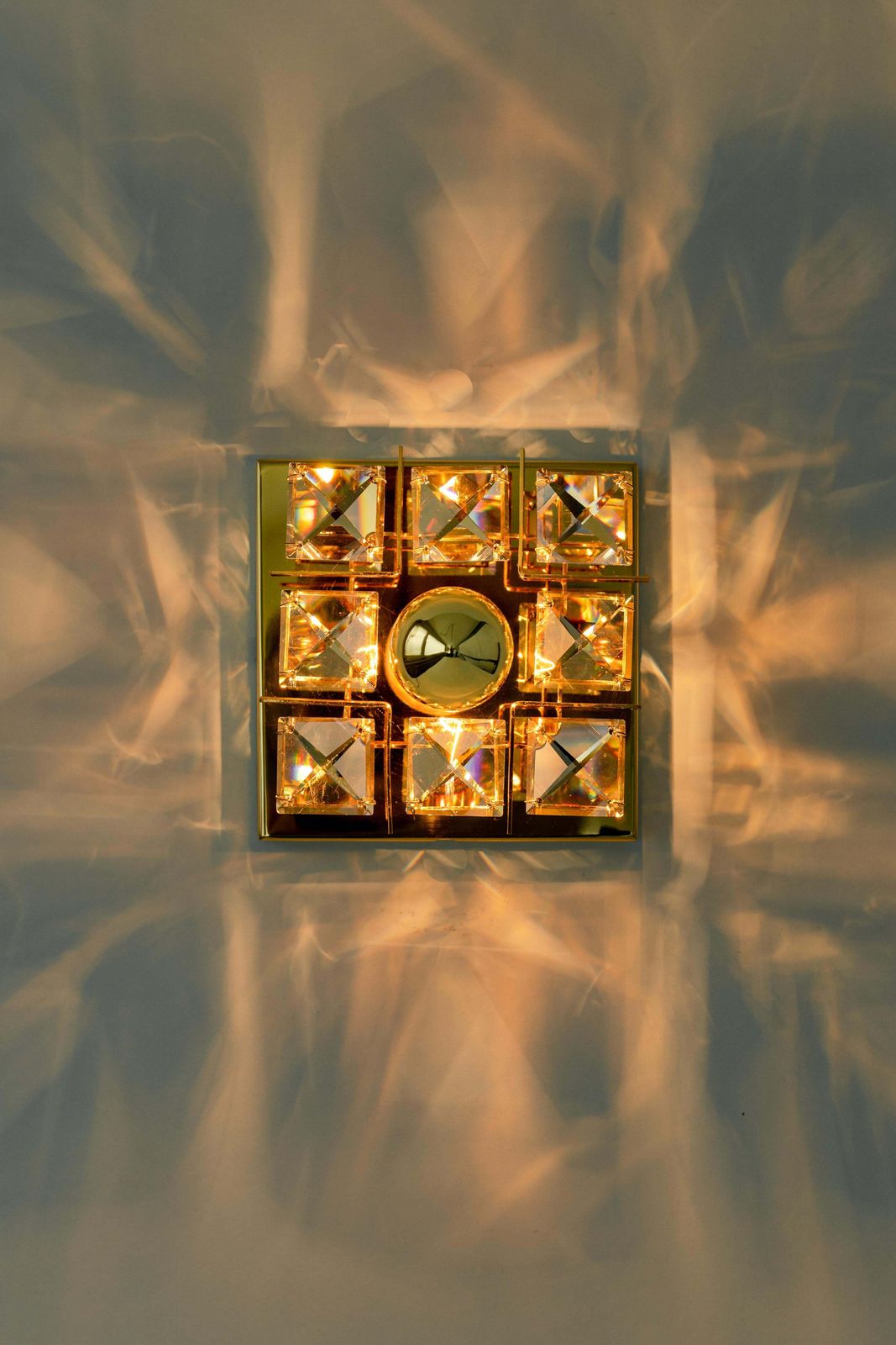 1 Of 4 Gilt Brass Flower Shape Wall Lights By Palwa, Germany, 1970s photo vinterior