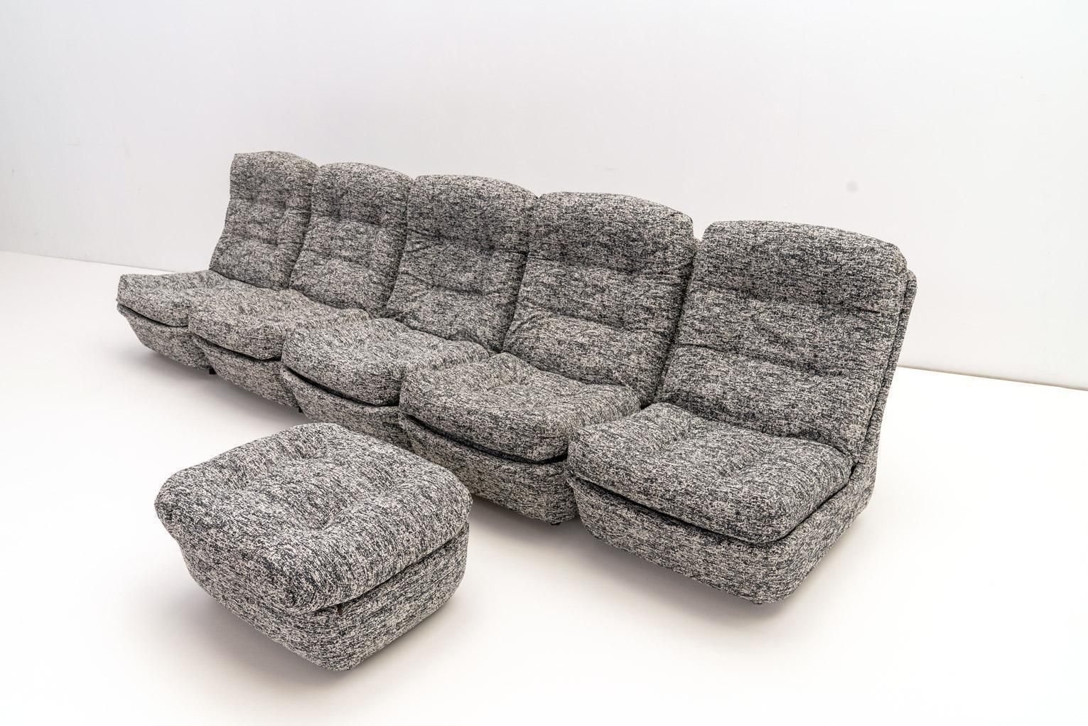 Orchidée Modular Lounge Chairs By Michel Cadestin For Airborne, France photo for sale