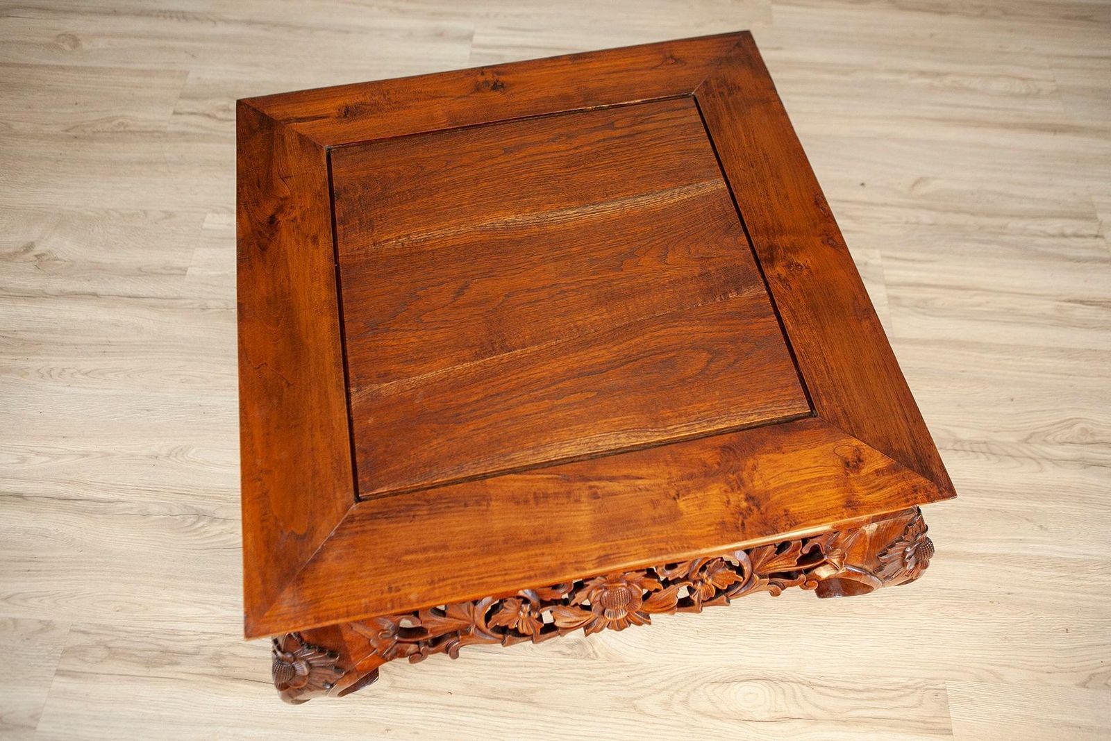 Mid 20th Century Oak Coffee Table With Carved Details Under The Tabletop photo Furniture