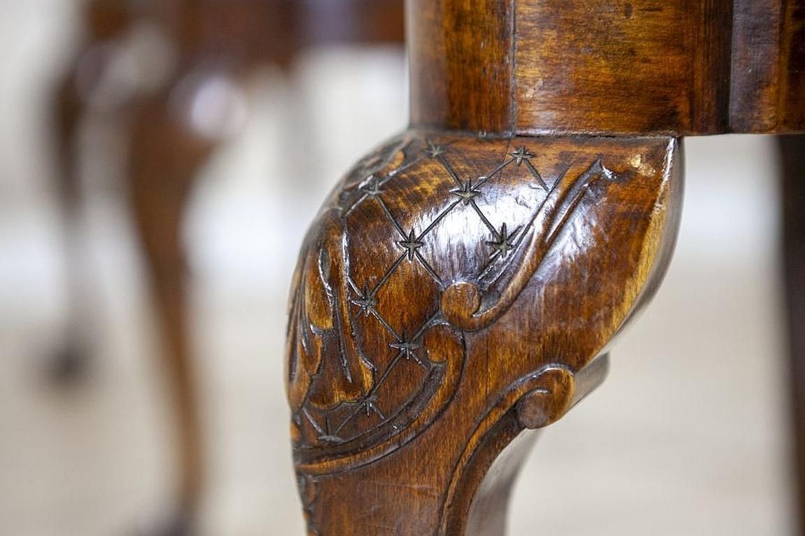 947.0 Three Early 20th Century English Walnut Chairs In The Chippendale Type photo