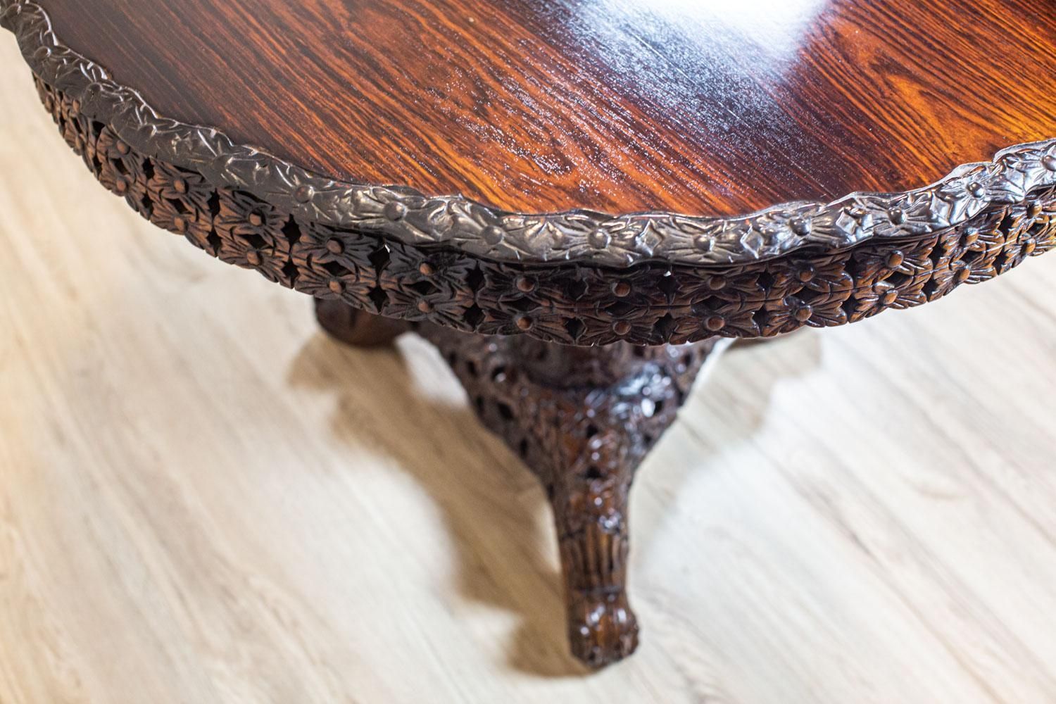 photo furniture Decorative Rosewood Table From The Turn Of The 19th And 20th Centuries