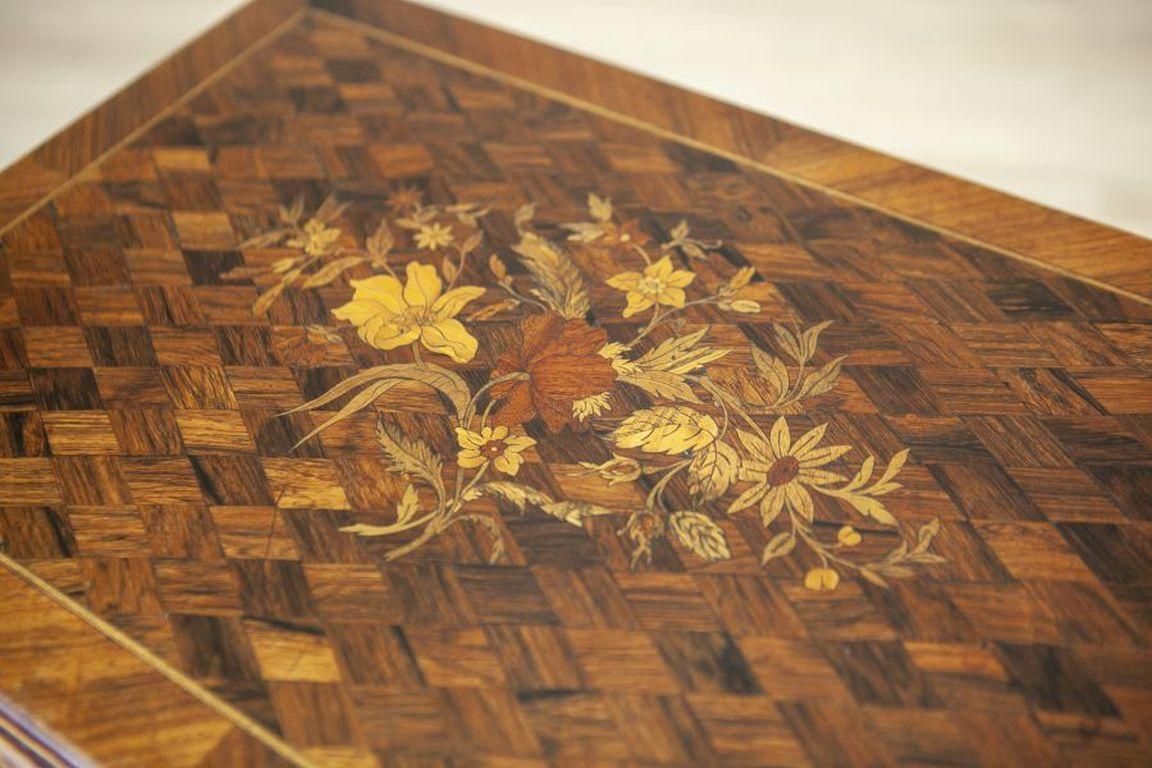 French Louis XVI Mahogany & Walnut Marquetry Side Table From The Early 20th Cent photo Furniture