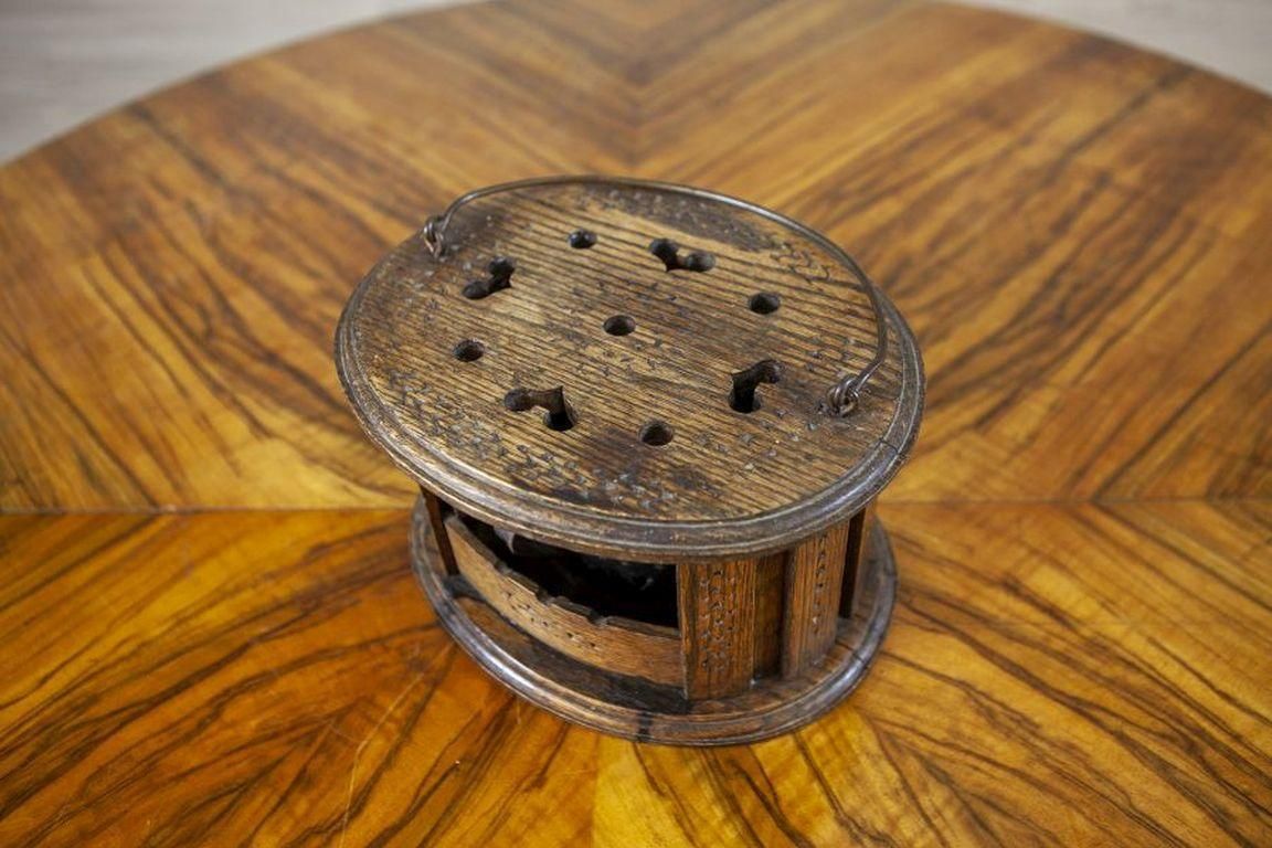 photo furniture Antique Oak Foot Warmer From The Beginning Of 20th Century