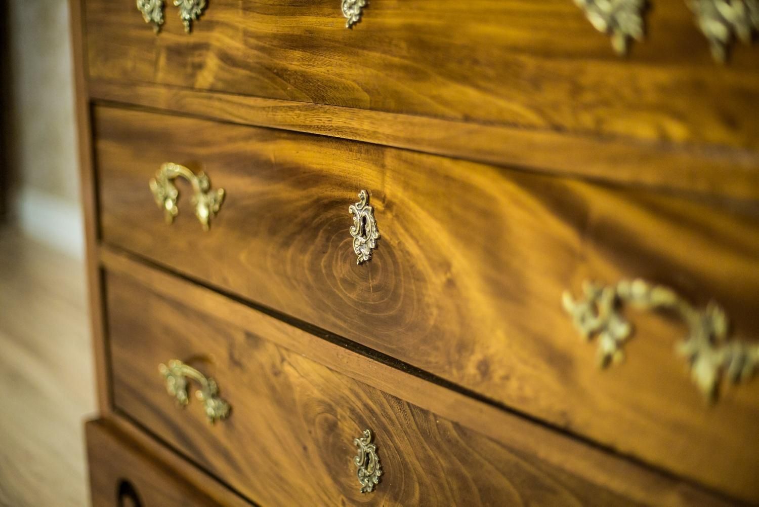 Elm Secretary Desk, Circa The 19th Century photo vinterior