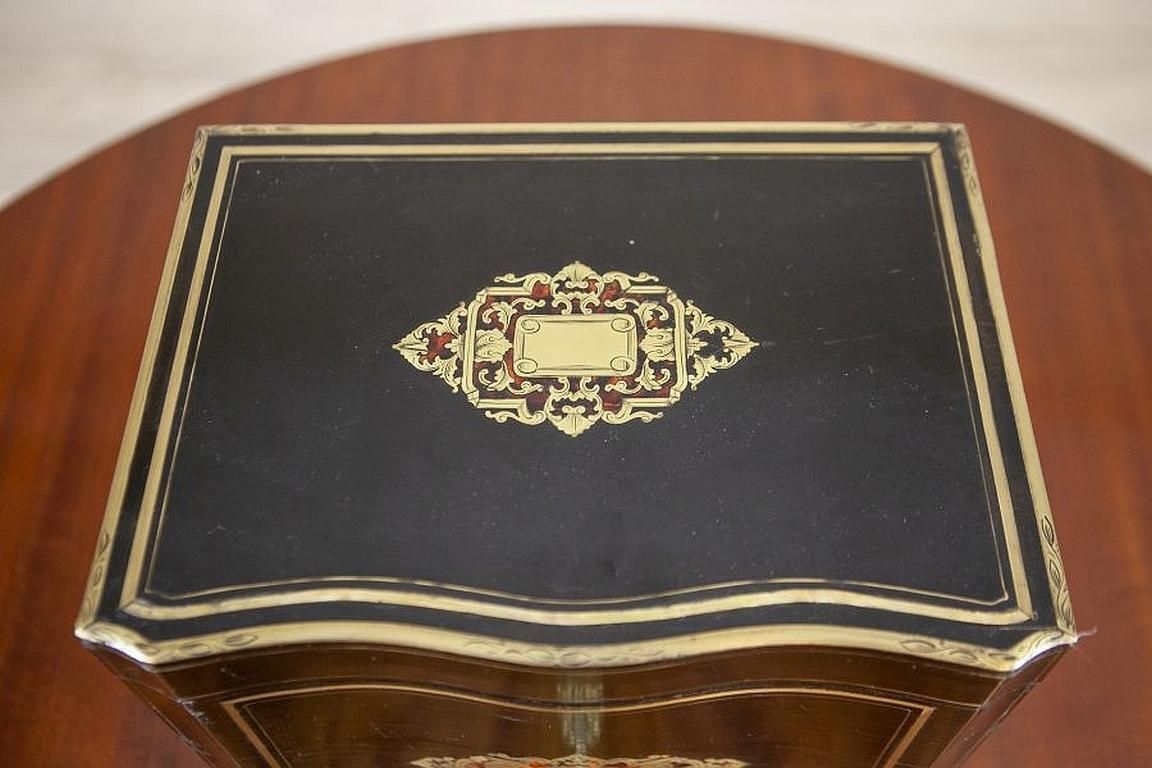 photo vintage 19th Century Black Rosewood Liquor Case In The Style Of Napoleon III
