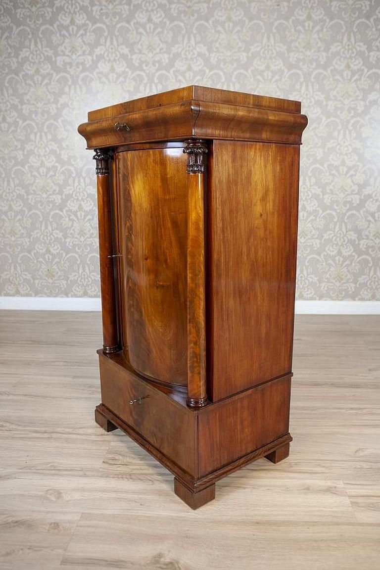 19th Century Biedermeier Mahogany Wood And Veneer Linen Press photo 3100.0