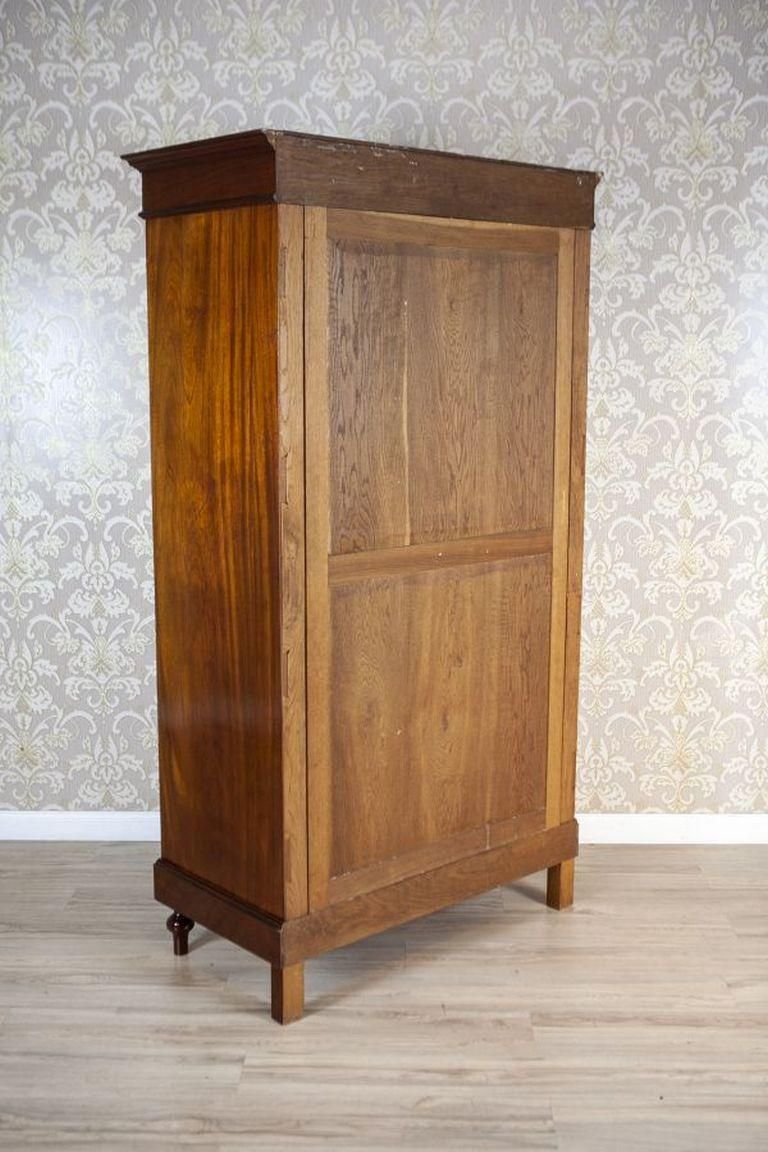20th Century Mahogany Linen Press With Mirror photo 2800.0