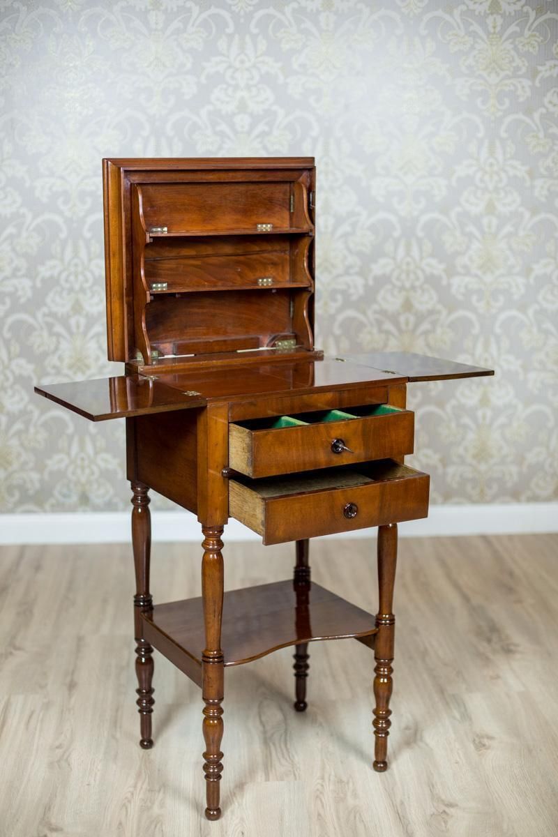 Dresser / Desk / Dressing Table In Brown Venered With Mahogany, Circa 1860 photo vintage