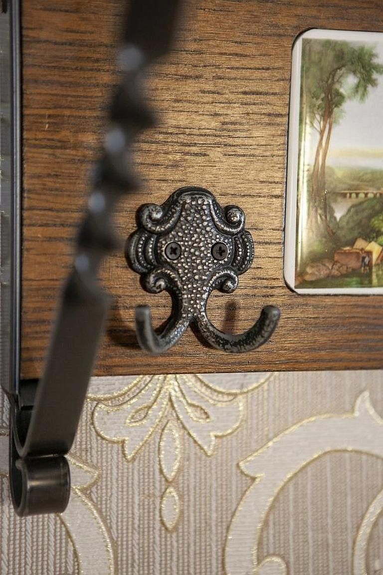 photo furniture Dutch Oak Wall Coat Rack With Decorative Tiles From The Early 20th Century