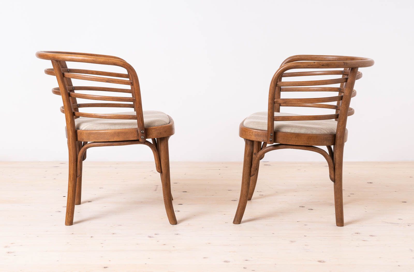 Set Of 2 Thonet Armchairs, Model B246, 1930s, Restored & Reupholstered photo furniture