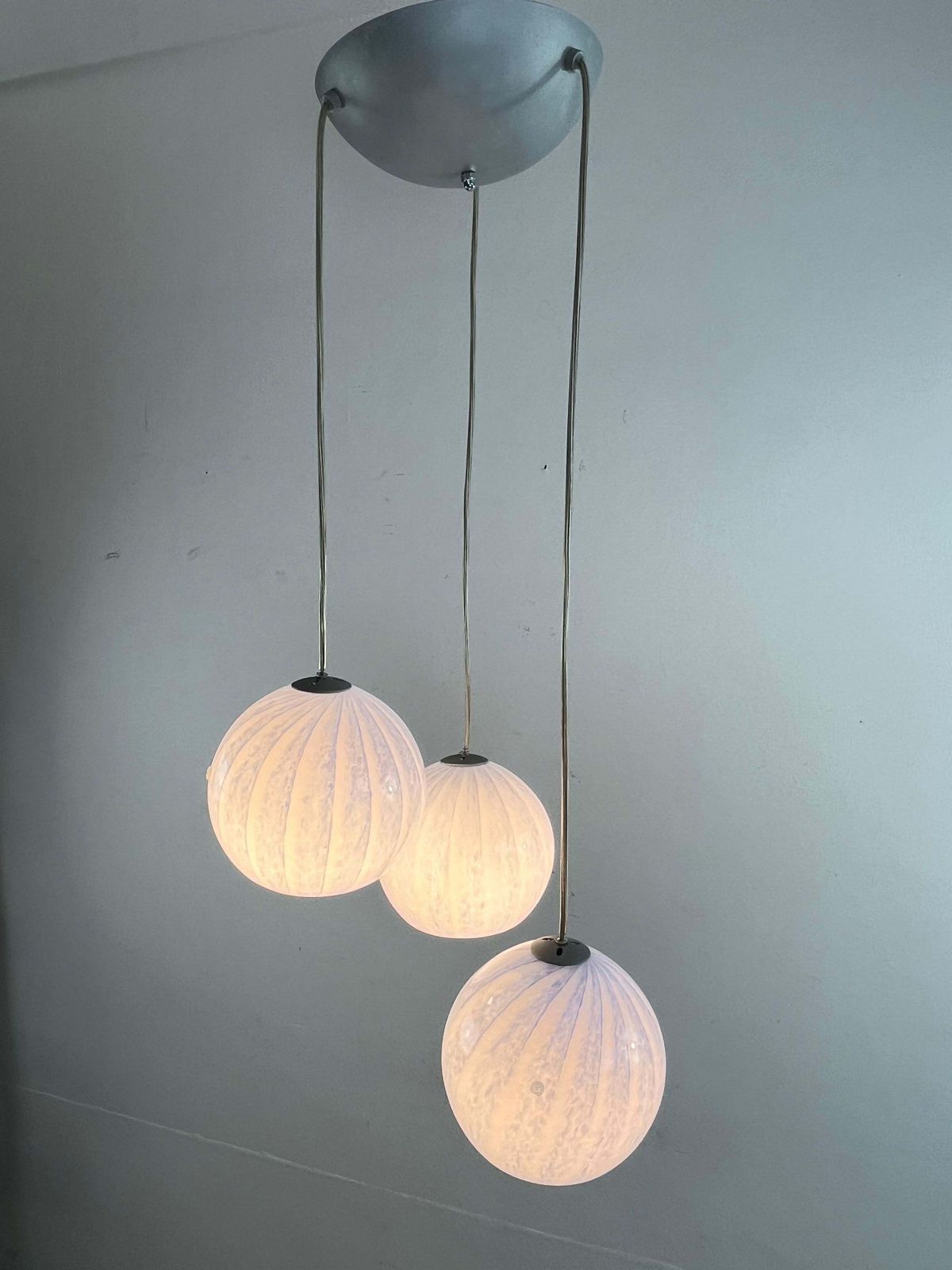 "La Murrina" Three Sphere Chandelier In Murano Glass Italian Design 1990s photo Lighting
